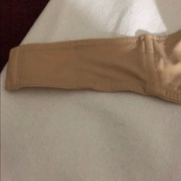 Victoria’s Secret Nude Strapless Bra 38D - Picture 3 of 5